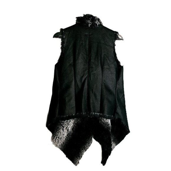 DOLCE CABO, Faux Fur Vest, Medium, Black, White & Grey - Picture 2 of 8